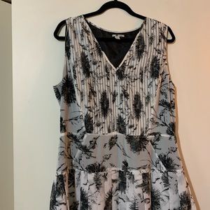 Halogen black and white pleated dress